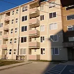 Departamento Amoblado Con Estacionamiento