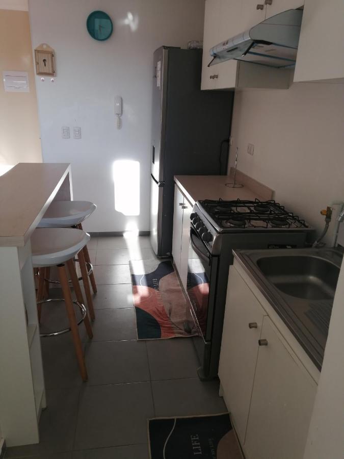 Apartamento Departamento Amoblado Con Estacionamiento *